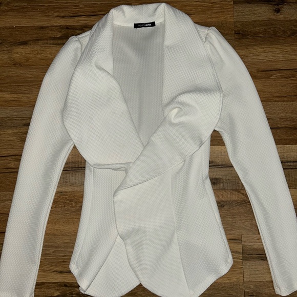Fashion Nova Jackets & Blazers - Fashion Nova white blazer